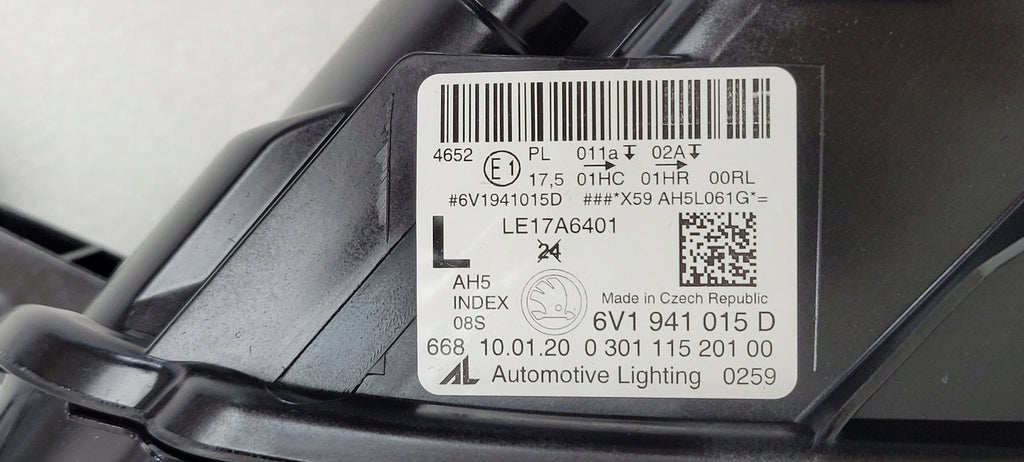 Frontscheinwerfer Skoda Fabia III 6V1941015D Links Scheinwerfer Headlight