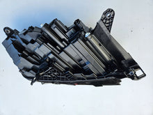 Laden Sie das Bild in den Galerie-Viewer, Frontscheinwerfer Skoda Enyaq 5LB941016A 5LB941015A Full LED Rechts oder Links