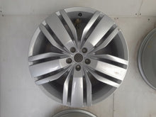 Load image into Gallery viewer, 1x Alufelge 20 Zoll 8.0" 5x112 34ET Glanz Silber 3QF601025J VW I Rim Wheel FEL6941970223dq