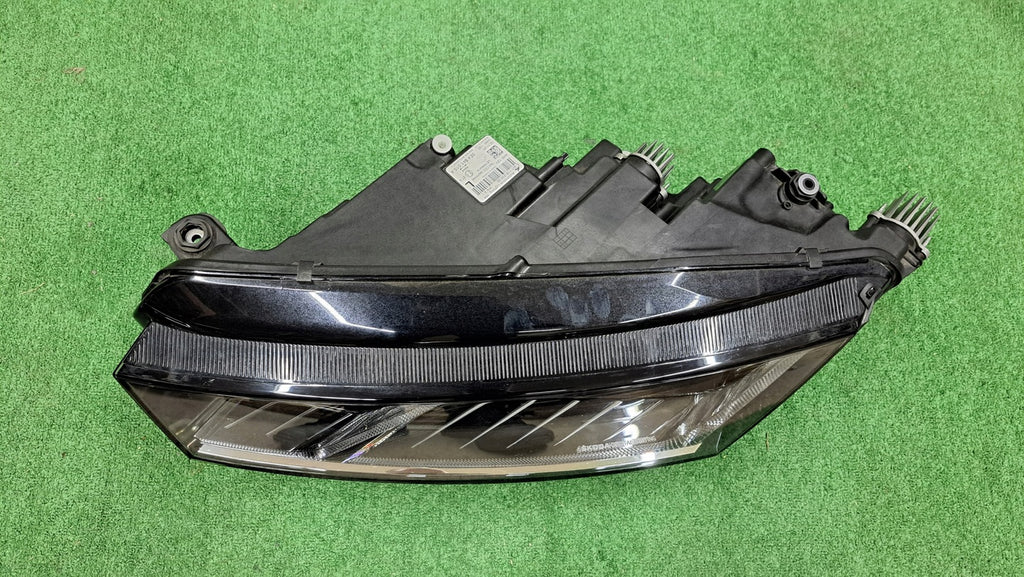 Frontscheinwerfer Skoda Octavia I 5E4941015A LED Ein Stück (Rechts oder Links) SCH9277331104lo