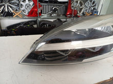 Laden Sie das Bild in den Galerie-Viewer, Frontscheinwerfer Volvo V40 Cross Country 31377022 Links Scheinwerfer Headlight SCH5459971820kr