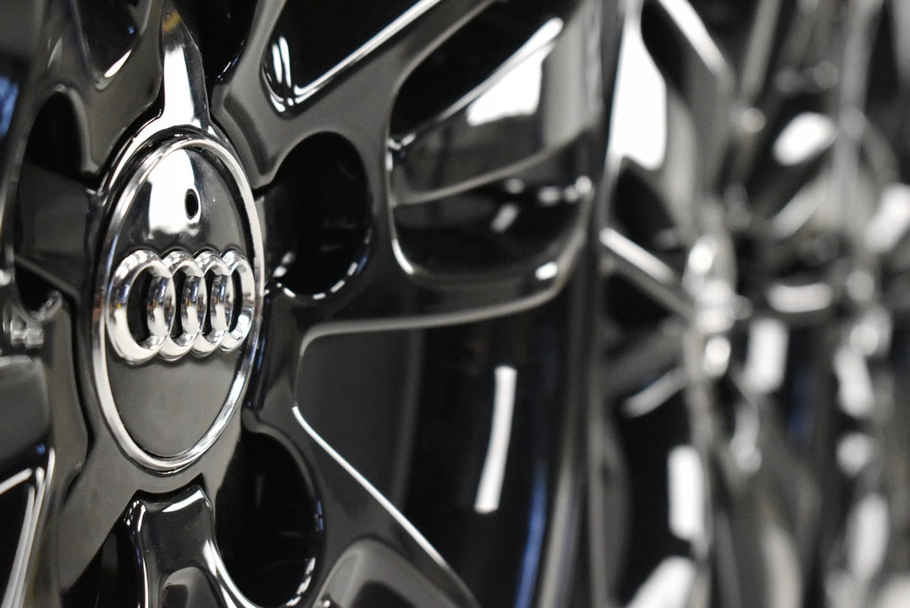 1x Alufelge 17 Zoll 6.5" 5x112 33ET Glanz Silber 8U0601025E Audi Q3 Rim Wheel FEL4640992588om