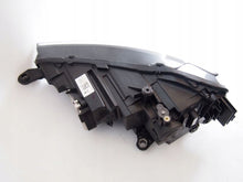 Laden Sie das Bild in den Galerie-Viewer, Frontscheinwerfer Skoda Scala 657941016A Full LED FALSE Scheinwerfer Headlight SCH9129127830ae