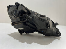 Laden Sie das Bild in den Galerie-Viewer, Frontscheinwerfer Mercedes-Benz A2128201961 Xenon Links Scheinwerfer Headlight SCH1609537363dt