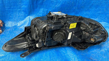 Load image into Gallery viewer, Frontscheinwerfer Hyundai Santa Fe Xenon Rechts Scheinwerfer Headlight SCH9036668800ju