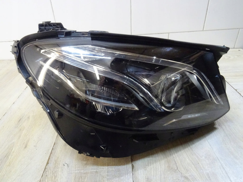 Frontscheinwerfer Mercedes-Benz W213 A2139069608 Full LED Rechts Headlight SCH8395909296vo