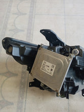 Laden Sie das Bild in den Galerie-Viewer, Frontscheinwerfer Mazda 3 BCJH-51040 LED Links Scheinwerfer Headlight