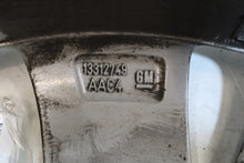 Load image into Gallery viewer, 1x Alufelge 18 Zoll 7.5" 5x105 13312749 Opel Astra Gtc J Rim Wheel FEL3263340027lf