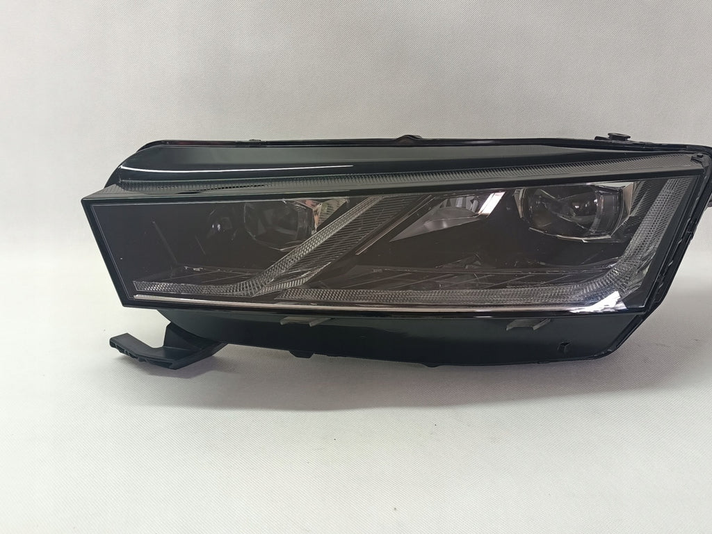Frontscheinwerfer Skoda Octavia IV 5E4941015 Links Scheinwerfer Headlight SCH8178215643ft