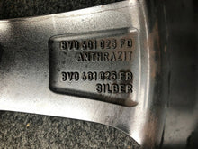 Laden Sie das Bild in den Galerie-Viewer, 1x Alufelge 19 Zoll 8.5" 5x112 53ET 8V0601025FD Audi A3 Rim Wheel FEL5050455246kn