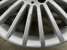 Load image into Gallery viewer, 1x Alufelge 17 Zoll 6.5" 5x112 38ET A1564011800 Mercedes-Benz X156 Rim Wheel FEL5793680545si
