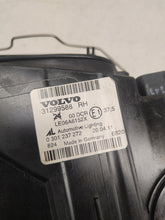 Load image into Gallery viewer, Frontscheinwerfer Volvo S40 II 31299588 Xenon Rechts Scheinwerfer Headlight SCH5716518106ji