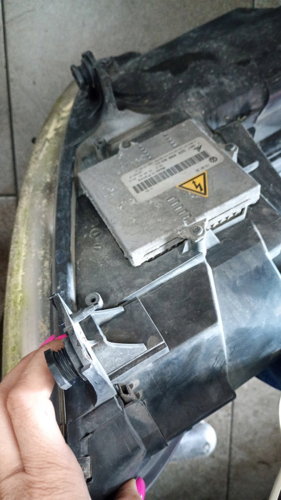 Frontscheinwerfer VW Touran 18670568980 Links Scheinwerfer Headlight SCH4630296242cq