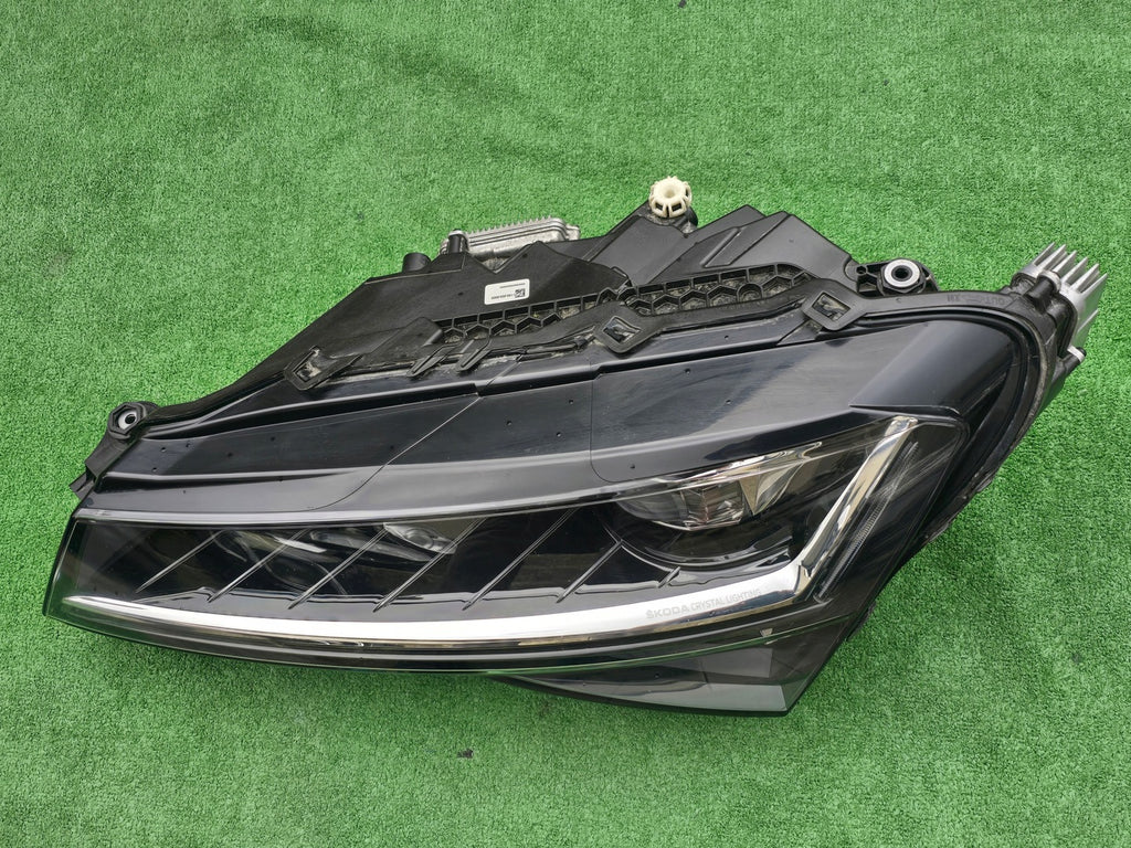 Frontscheinwerfer Skoda Superb III 3V1941015D LED Links Scheinwerfer Headlight