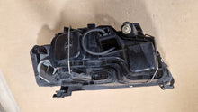 Laden Sie das Bild in den Galerie-Viewer, Frontscheinwerfer Audi A6 C5 14847300 Links Scheinwerfer Headlight SCH8688271498yi
