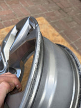 Laden Sie das Bild in den Galerie-Viewer, 1x Alufelge 17 Zoll 7.5" 5x112 30ET 6883518 BMW Rim Wheel FEL3879268566mb
