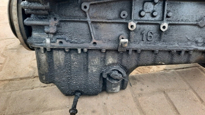 Motor Mercedes-Benz W124 6020705501 2.5 113PS 1997 Diesel Engine Unkomplett MOT4640436115he