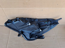 Laden Sie das Bild in den Galerie-Viewer, Frontscheinwerfer Opel Corsa E 13381336 Rechts Scheinwerfer Headlight SCH3823639572aa