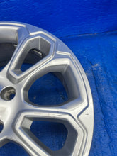 Load image into Gallery viewer, 1x Alufelge 17 Zoll 7.0" 4x108 37 5ET Glanz Silber GN15-F6B Ford Ecosport FEL3444304113th