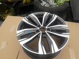 1x Alufelge 18 Zoll 7.5