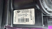 Laden Sie das Bild in den Galerie-Viewer, Frontscheinwerfer Mercedes-Benz W176 8W6941034F LED Rechts Headlight SCH6221466861hz