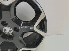 Laden Sie das Bild in den Galerie-Viewer, 1x Alufelge 18 Zoll 7.0" 4x108 35ET Glanz Schwarz 9835097680 Opel Mokka FEL5064747285gp