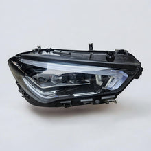 Load image into Gallery viewer, Frontscheinwerfer Mercedes-Benz X118 C118 A1189063200 LED Rechts Headlight