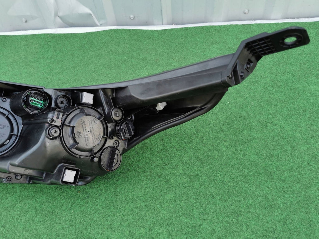 Frontscheinwerfer Kia Ceed J792121040 Rechts Scheinwerfer Headlight SCH2080444890zt