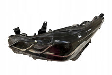 Laden Sie das Bild in den Galerie-Viewer, Frontscheinwerfer Toyota Corolla 81150-02T31 Links Scheinwerfer Headlight SCH9019561351hy
