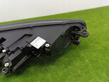 Laden Sie das Bild in den Galerie-Viewer, Frontscheinwerfer Skoda Octavia IV 5E4941015A LED Links Scheinwerfer Headlight SCH1447159424ii