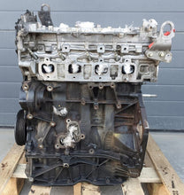 Laden Sie das Bild in den Galerie-Viewer, Motor Renault Espace IV M9R763 2.0 DCI 2009 Diesel Engine Unkomplett