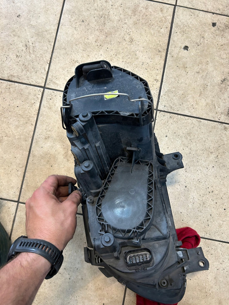 Frontscheinwerfer VW Caddy III Touran 2K0941005B Ein Satz Scheinwerfer Headlight SCH4928749074fu