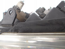 Laden Sie das Bild in den Galerie-Viewer, Frontscheinwerfer Toyota Avensis LED Links Scheinwerfer Headlight