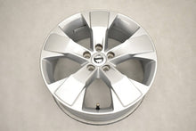 Load image into Gallery viewer, 4x Alufelge 18 Zoll 7.5" 5x108 50 5ET Glanz Silber 31471553 Volvo V60 Xc60 FEL7649320498tw