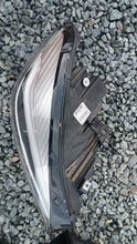 Laden Sie das Bild in den Galerie-Viewer, Frontscheinwerfer BMW 2 F45 F46 8738642-04 Ein Satz Scheinwerfer Headlight SCH1038642273td
