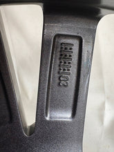 Load image into Gallery viewer, 1x Alufelge 19 Zoll 8.0" 5x112 39ET Glanz Schwarz 80A601025R Audi Rim Wheel FEL5913129286ew
