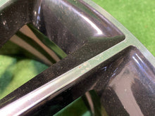Load image into Gallery viewer, 1x Alufelge 19 Zoll 8.0" 5x112 43 5ET A1564012800 Mercedes-Benz X156 Rim Wheel FEL7752517539at