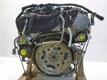 Laden Sie das Bild in den Galerie-Viewer, Motor Jaguar Rover X250 306DT 3.0 241PS 177kW 157TKm 2012 Diesel Engine Komplett MOT3135358403hd