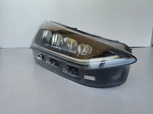 Laden Sie das Bild in den Galerie-Viewer, Frontscheinwerfer Ford Focus NX7B-13E014-CF Full LED Rechts Headlight SCH4201948230wx