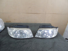 Laden Sie das Bild in den Galerie-Viewer, Frontscheinwerfer Hyundai Matrix Ein Satz Scheinwerfer Headlight SCH7518685313bv
