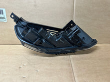 Laden Sie das Bild in den Galerie-Viewer, Frontscheinwerfer Hyundai Santa I Fe IV 92207-S1000 LED Links Headlight SCH5491913684mb