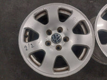 Load image into Gallery viewer, 1x Alufelge 15 Zoll 7.0&quot; 5x112 39ET Silber 8E0601025 Audi Rim Wheel