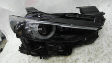 Laden Sie das Bild in den Galerie-Viewer, Frontscheinwerfer Mazda 3 Bp BCJH-51030 Rechts Scheinwerfer Headlight SCH2522612874wi