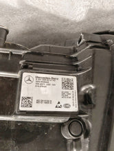 Laden Sie das Bild in den Galerie-Viewer, Frontscheinwerfer Mercedes-Benz W247 A2479066301 LED Links Headlight SCH3808895984qc