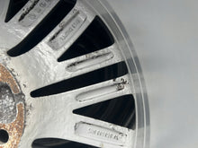 Load image into Gallery viewer, 1x Alufelge 17 Zoll 7.0&quot; 5x112 43ET Glanz Silber 5N0601025AL VW Tiguan Rim Wheel