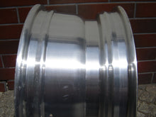 Load image into Gallery viewer, 1x Alufelge 17 Zoll 8.0" 5x120 20ET Glanz Silber 6756231 BMW Rim Wheel FEL4350172098ay