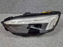 Laden Sie das Bild in den Galerie-Viewer, Frontscheinwerfer Audi A5 8W6941085 030112023500 LED Rechts oder Links SCH9194468122zu