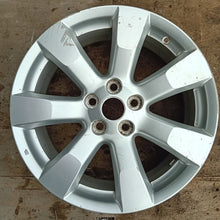 Laden Sie das Bild in den Galerie-Viewer, 1x Alufelge 18 Zoll 7.0" 5x114.3 38ET Glanz Silber Mg Outlander Ii Rim Wheel FEL8236321298lx