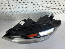 Laden Sie das Bild in den Galerie-Viewer, Frontscheinwerfer VW Touran 5TB941035E Full LED Links Scheinwerfer Headlight