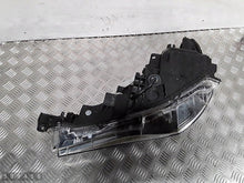 Laden Sie das Bild in den Galerie-Viewer, Frontscheinwerfer Toyota Avensis 05370537 Rechts Scheinwerfer Headlight SCH7490567128yf